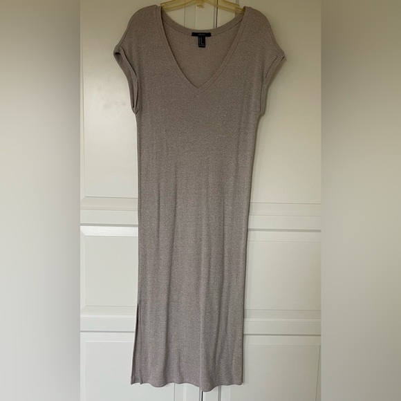 Forever 21 MIDI/Maxi Dress Size Medium - Picture 1 of 5